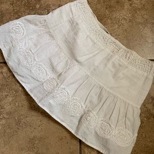 white skirt in good condition !